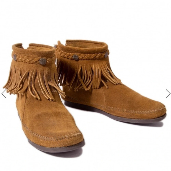 Minnetonka Fringe Moccasin Chukka Leather Boot​​​ - Picture 1 of 8